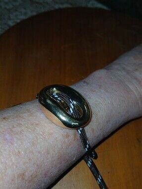 Gold Pig Nose Paracord Bracelet – Adjustable new